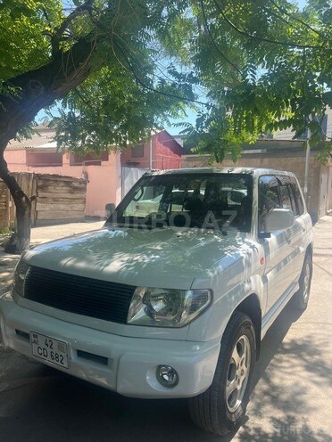 Mitsubishi Pajero io 1999, 290,000 km - 1.8 л - Bakı