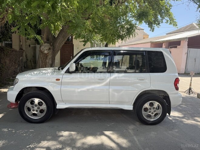 Mitsubishi Pajero io 1999, 290,000 km - 1.8 л - Bakı