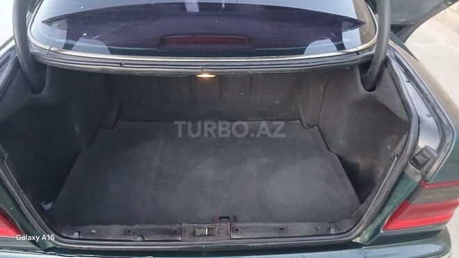 Mercedes E 220 d 2002, 575,713 km - 2.2 л - Bakı