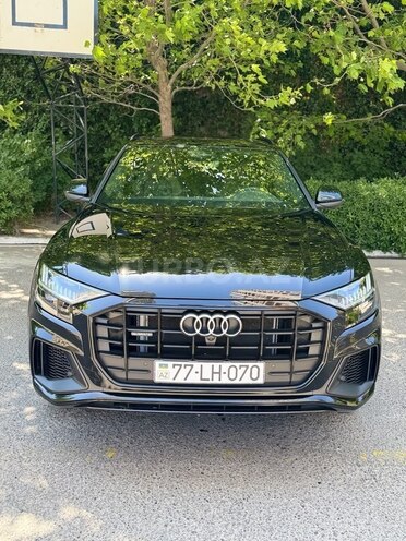 Audi Q8 2024, 43,940 km - 3.0 l - Bakı