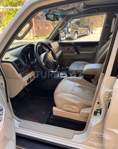 Mitsubishi Pajero 2008, 220,000 km - 3.0 л - Bakı