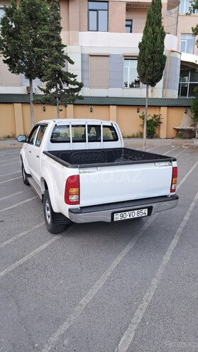 Toyota Hilux 2007, 350,000 km - 2.5 l - Bakı