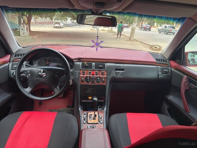 Mercedes E 200 1999, 564,000 km - 2.0 л - Gəncə