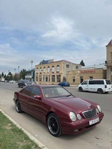 Mercedes E 200 1999, 564,000 km - 2.0 л - Gəncə