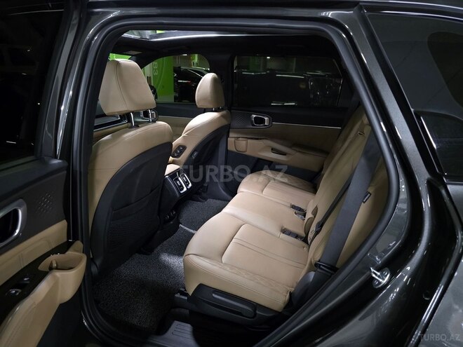 Kia Sorento-18