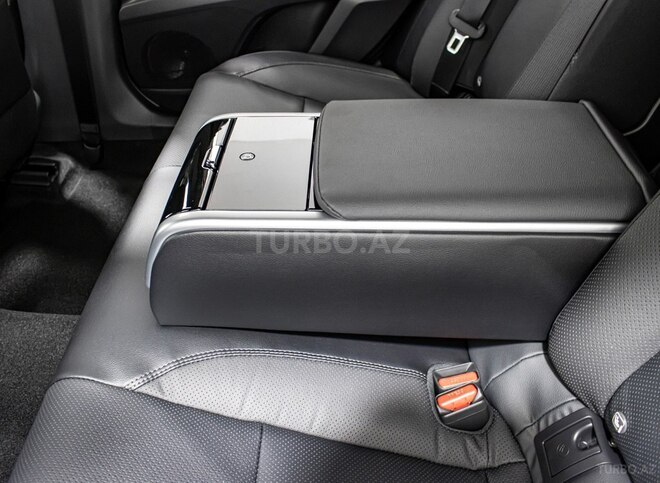 Toyota Camry-19