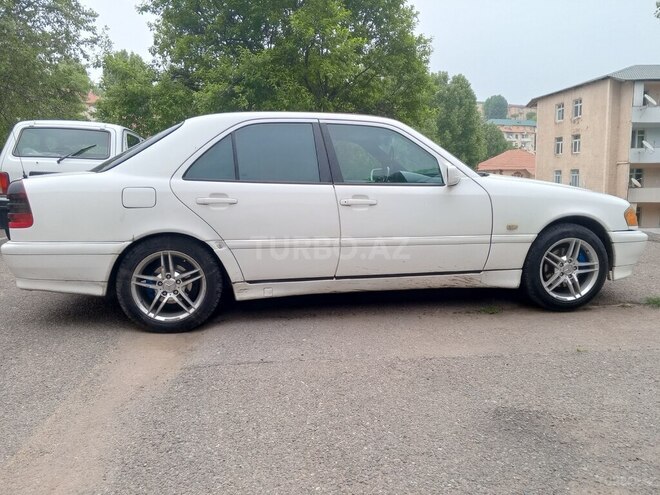 Mercedes C 220 d 1998, 250,000 km - 2.2 l - Gəncə