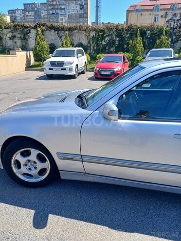 Mercedes E 240 2000, 385,000 km - 2.4 l - Bakı