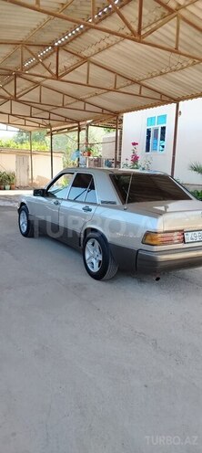 Mercedes 190 1990, 320,000 km - 0.2 l - Saatlı