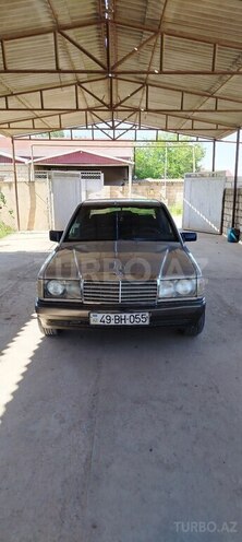 Mercedes 190 1990, 320,000 km - 0.2 l - Saatlı