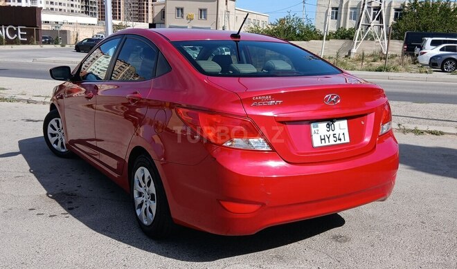 Hyundai Accent 2016, 231,781 km - 1.6 l - Bakı