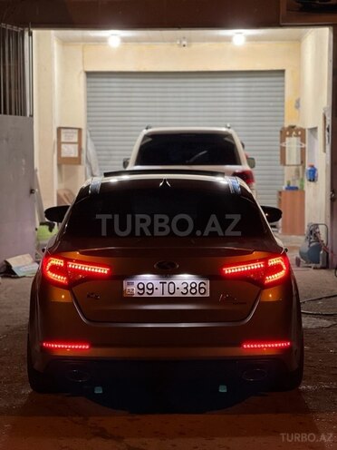 Kia Optima-21