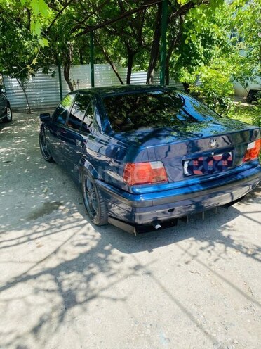 BMW 318 1991, 318,000 km - 1.8 l - Bərdə