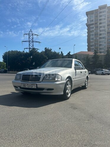 Mercedes C 220 d 2001, 280,000 km - 2.2 l - Bakı