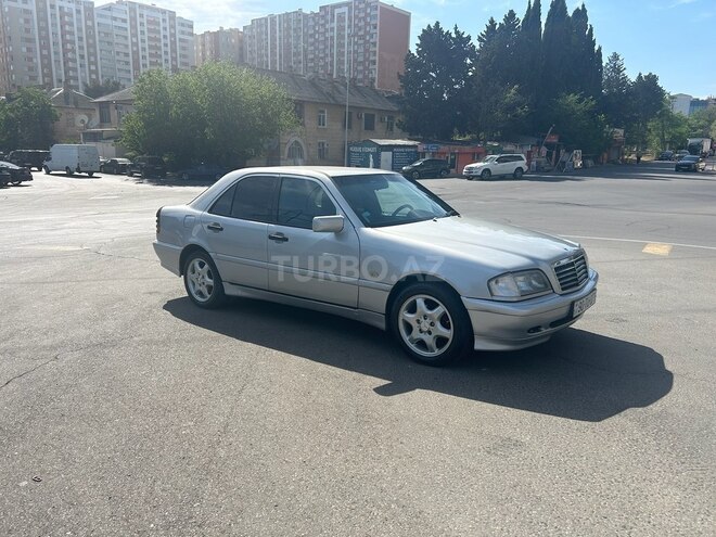 Mercedes C 220 d 2001, 280,000 km - 2.2 l - Bakı