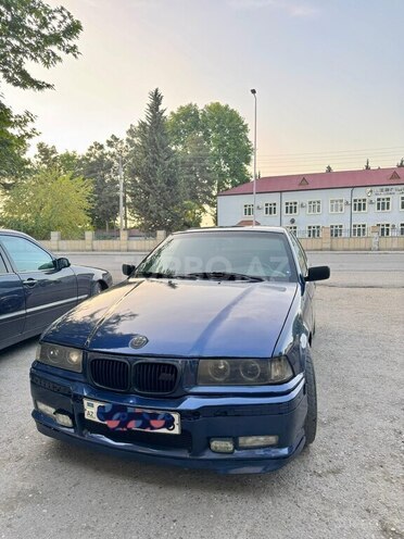 BMW 318 1991, 318,000 km - 1.8 l - Bərdə