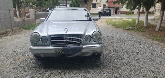 Mercedes E 230 1996, 254,632 km - 2.3 l - Mingəçevir