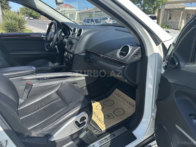 Mercedes GL 550 2009, 21,753 km - 5.5 l - Bakı