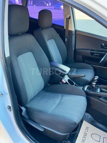 Kia  2010, 350,000 km - 1.4 l - Şirvan