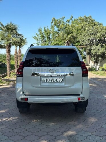 Toyota Land Cruiser Prado 2011, 200,000 km - 2.7 l - Masallı