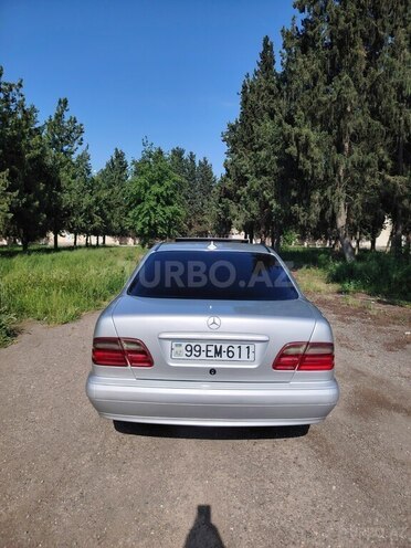 Mercedes E 220 d 2000, 609,082 km - 2.2 л - Ağstafa