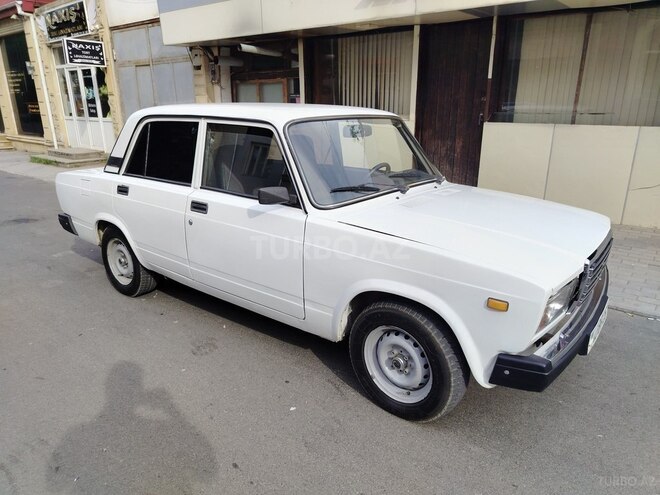 LADA (VAZ) 2107 1999, 99,000 km - 1.6 l - Quba