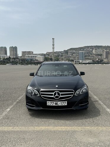 Mercedes E 250 4MATIC 2014, 258,000 km - 2.1 л - Bakı
