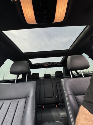Mercedes E 250 4MATIC 2014, 258,000 km - 2.1 л - Bakı