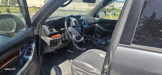 Toyota Land Cruiser Prado 2004, 318,999 km - 3.0 l - Bakı