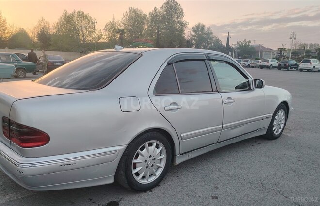Mercedes E 220 d 1999, 490,662 km - 2.2 л - Bərdə