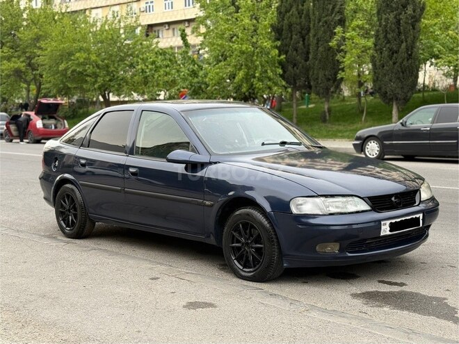 Opel Vectra 1996, 236,572 km - 1.6 l - Bakı