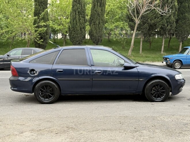 Opel Vectra 1996, 236,572 km - 1.6 l - Bakı