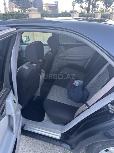 Mercedes E 200 1999, 469,000 km - 2.0 л - Bakı