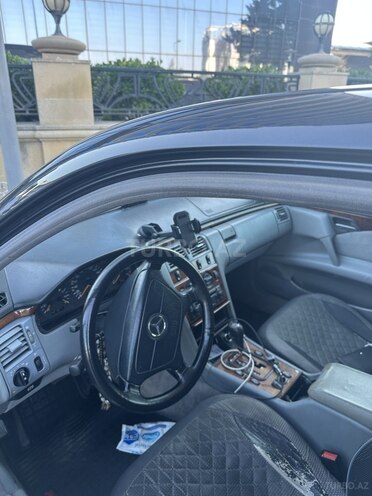 Mercedes E 200 1999, 469,000 km - 2.0 л - Bakı