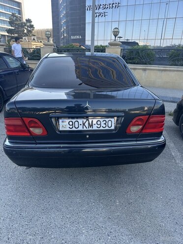 Mercedes E 200 1999, 469,000 km - 2.0 л - Bakı