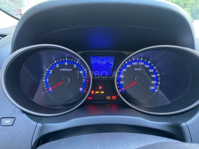 Hyundai ix35 2011, 108,000 km - 2.0 l - Bakı