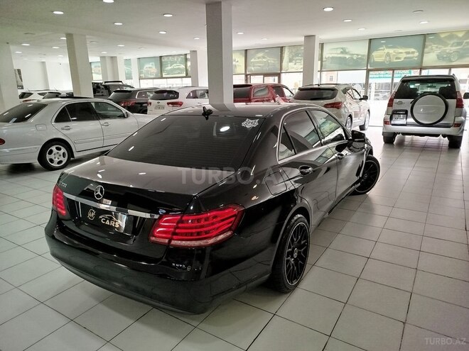 Mercedes E 200 2015, 247,943 km - 2.0 л - Sumqayıt