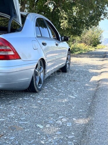 Mercedes C 240 2000, 305,000 km - 2.6 л - Bakı