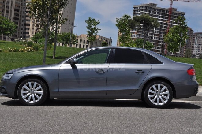 Audi A4 2013, 310,000 km - 1.8 l - Bakı