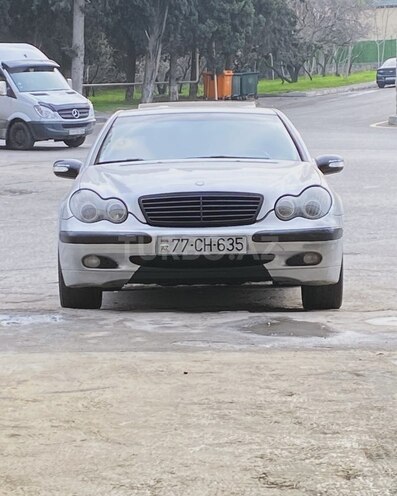 Mercedes C 240 2000, 305,000 km - 2.6 л - Bakı