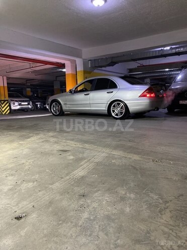 Mercedes C 240 2000, 305,000 km - 2.6 л - Bakı