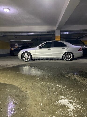 Mercedes C 240 2000, 305,000 km - 2.6 л - Bakı