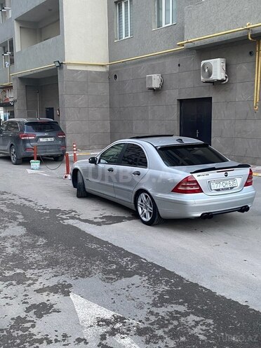 Mercedes C 240 2000, 305,000 km - 2.6 л - Bakı