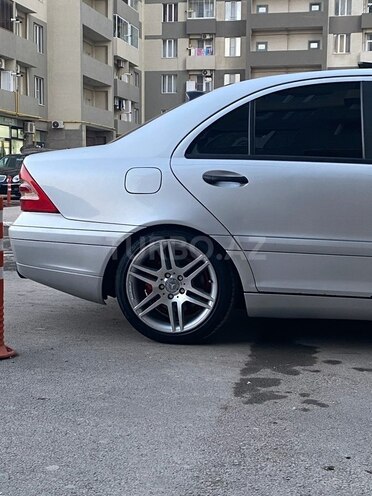 Mercedes C 240 2000, 305,000 km - 2.6 л - Bakı