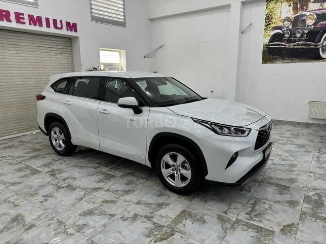 Toyota Highlander-2