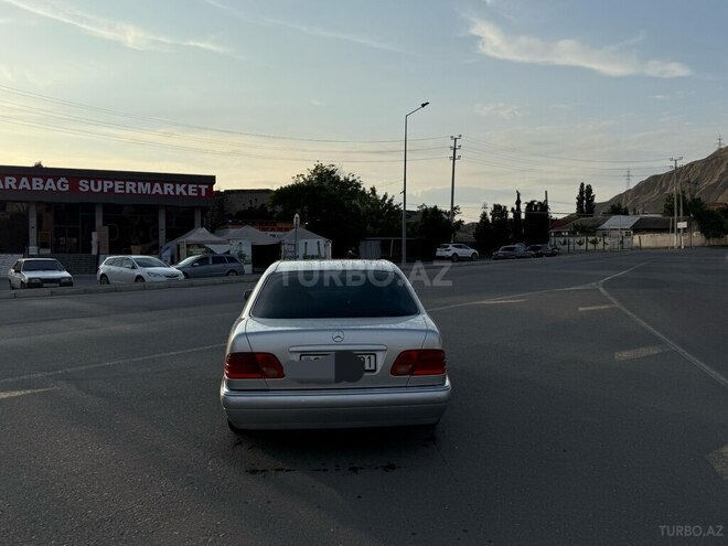 Mercedes E 240 1998, 325,000 km - 2.4 l - Mingəçevir