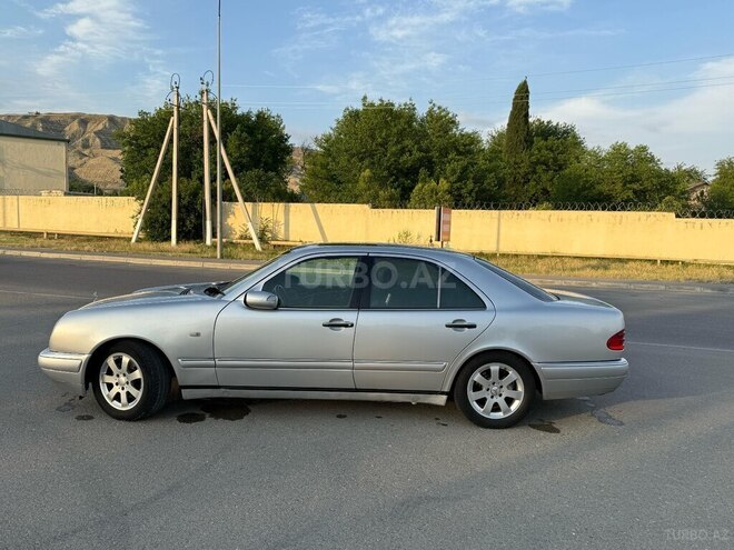 Mercedes E 240 1998, 325,000 km - 2.4 l - Mingəçevir