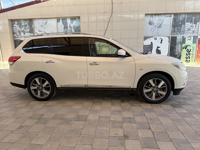 Nissan Pathfinder 2013, 142,000 km - 3.5 л - Bakı