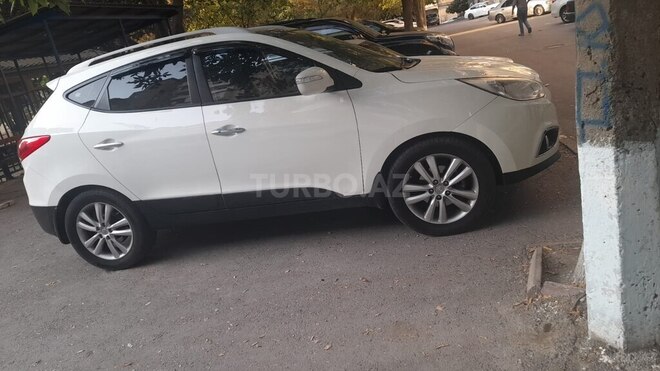 Hyundai ix35 2010, 182,000 km - 2.4 л - Bakı