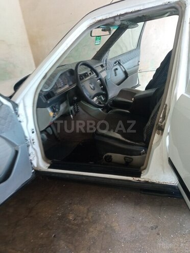 Mercedes E 250 1989, 500,000 km - 0.3 l - Bakı